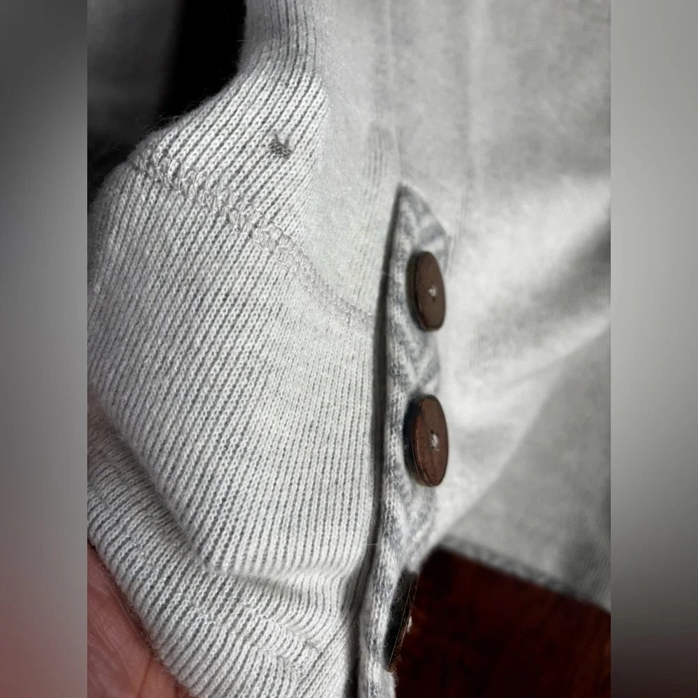 Prana The Lucia Wool Women's Natural Cream Sweater Button Accents Size M - Picture 12 of 12